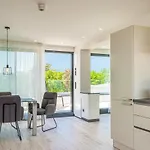 Avida Penthouse * 빈츠
