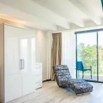 Avida Penthouse 빈츠